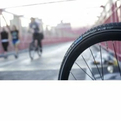 Schwalbe PNEU MARATHON PLUS 700X35C 7 Schwalbe PNEU MARATHON PLUS 700X35C -Vélo Soldes 2023 a85d6b086b4448edd27813fc2ed8