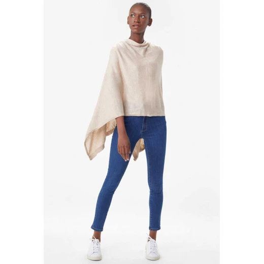 LOLE PONCHO TRAVEL WRAP OATMEAL 6 LOLE PONCHO TRAVEL WRAP OATMEAL – Image 4