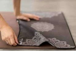 YOGA DESIGN LAB SERVIETTE YOGA MAT PREMIUM NOIR -Vélo Soldes 2023 bb3c9b73a78d57a34e3e09d5a9b0