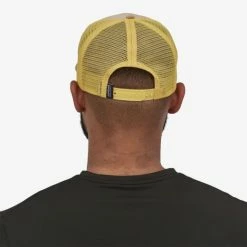 Patagonia CASQUETTE P-6 LOGO TRUCKER HAT OAR TAN -Vélo Soldes 2023 c24cff2b5f1bbc429e8e98b7cb7a